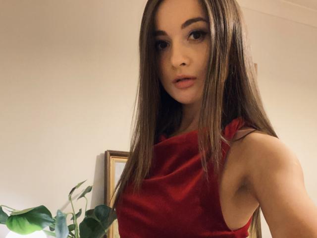 Dionisia - Porno na żywo i seks kamera - 19437922