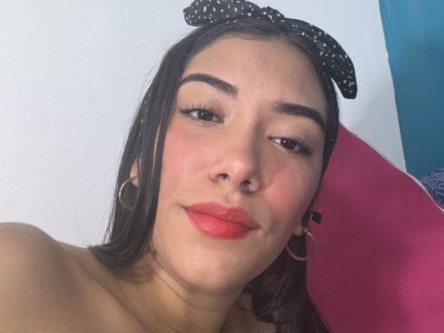 SharonKlart - Live Sex Cam - 19621706
