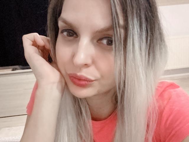 DouceAmelia - Live sexe cam - 20042138