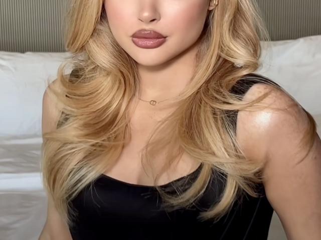 TheHottestBlonde - Élő pornó és szexkamera - 20965334