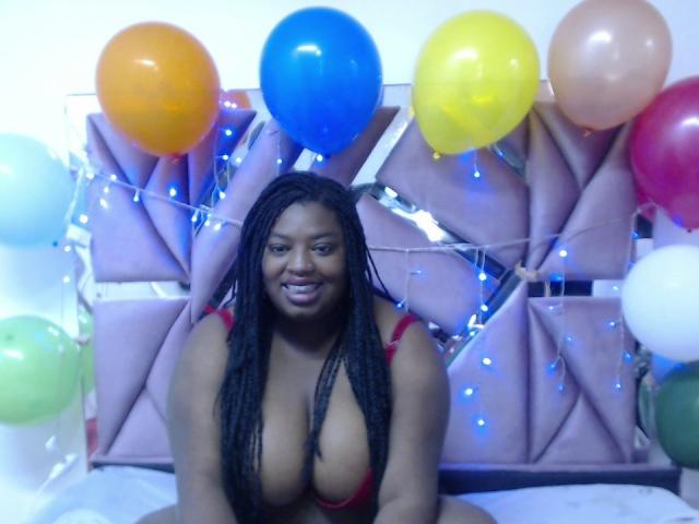 Morenahott - Porno na żywo i seks kamera - 21818613