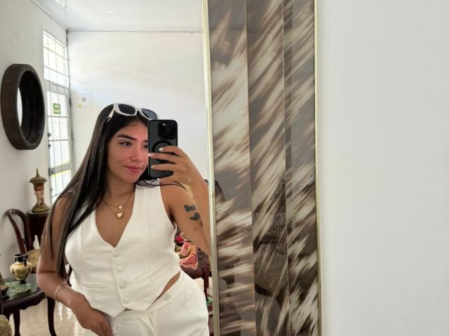 SharonKlart - Live sex cam - 23596601