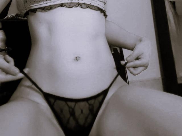 HarlyMia - Live sex cam - 24183877