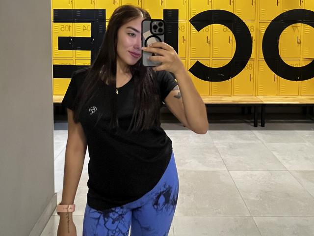 SharonKlart - Live sex cam - 24362609