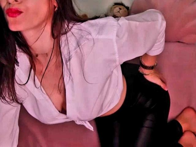 BlueNightX - Élő pornó és szexkamera - 24647345