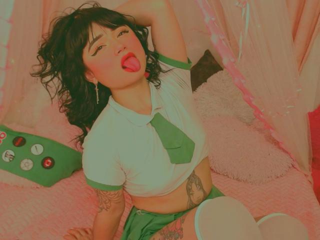 AnnieGrey - Live sexe cam - 24681517