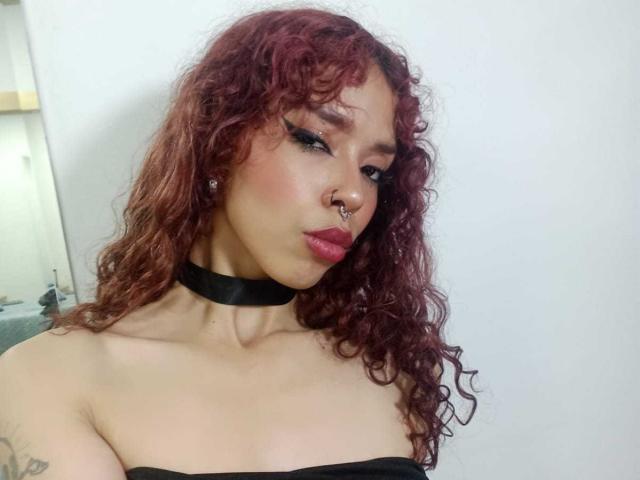 AteneaGrey - פורנו בשידור חי ומצלמת סקס - 25878849