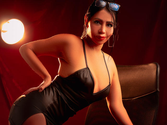 HelenHard - Live Sex Cam - 26403645