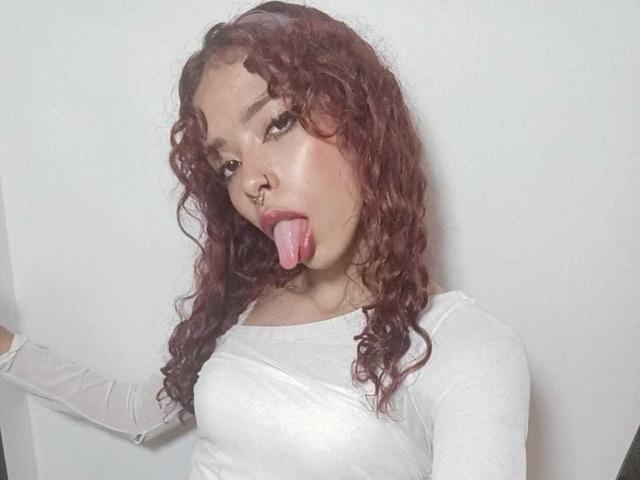 AteneaGrey - Live sex cam - 26580134
