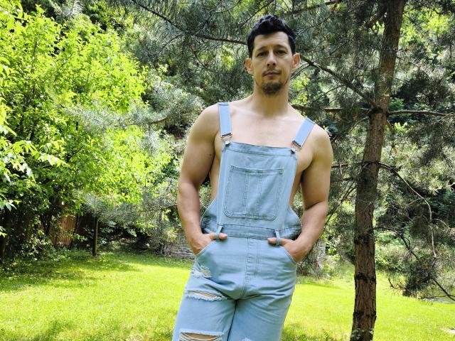 BrutusK - Live sexe cam - 29894678