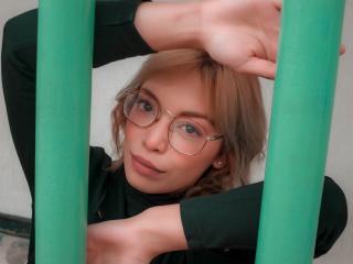 MiaHoty - Live sex cam - 7021301