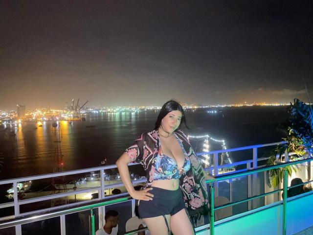 HotPamelaSex - פורנו בשידור חי ומצלמת סקס - 8806020